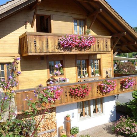 Apartment Buehlmann Spiez Bagian luar foto
