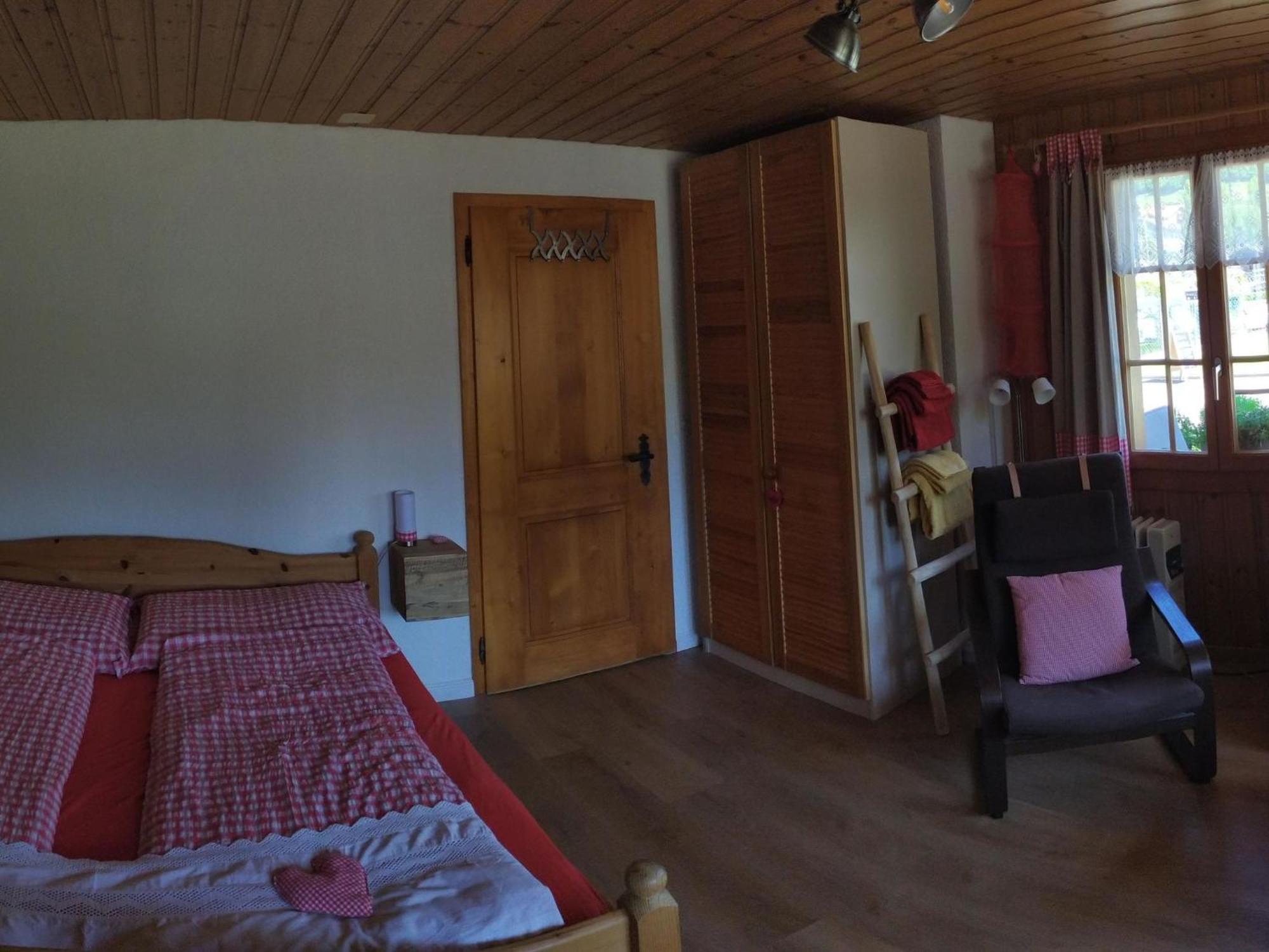Apartment Buehlmann Spiez Bagian luar foto
